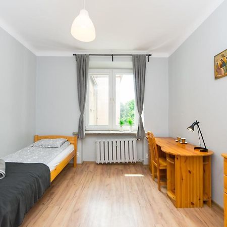 3-Bedroom Flat In City Center P4You Pl Cracóvia Exterior foto