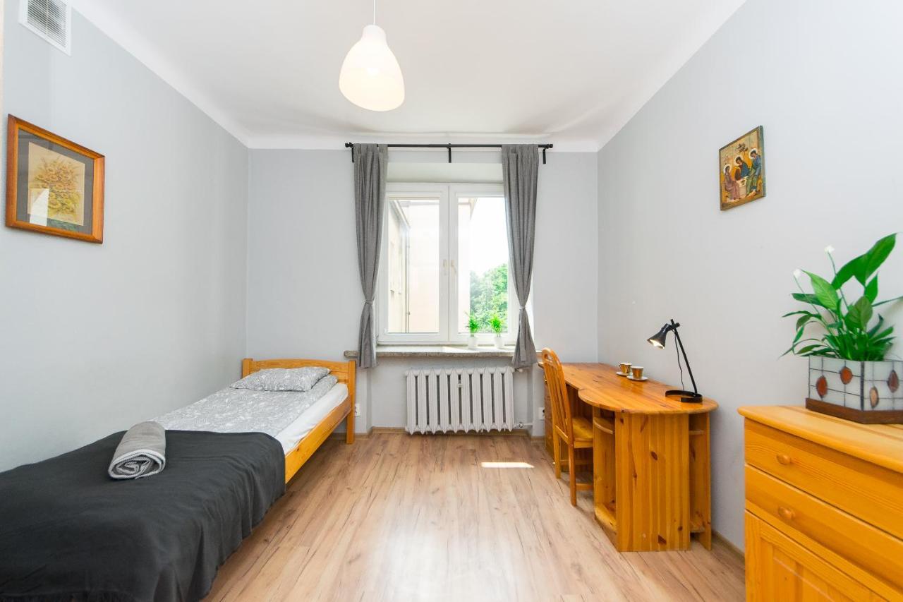 3-Bedroom Flat In City Center P4You Pl Cracóvia Exterior foto