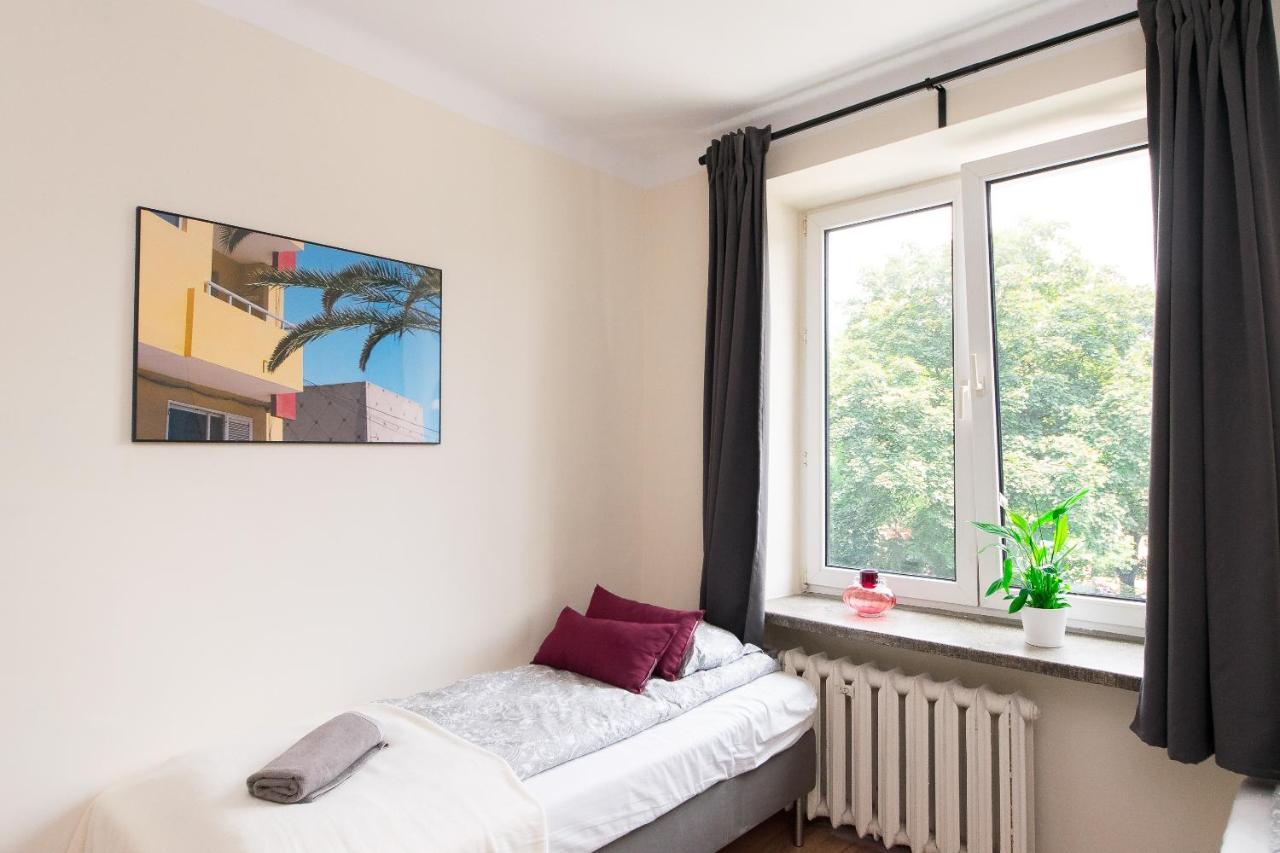 3-Bedroom Flat In City Center P4You Pl Cracóvia Exterior foto
